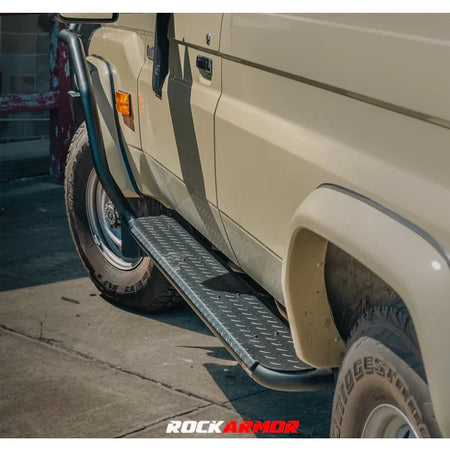 Off-road vehicle black steel rockarmor rockslider side step for Toyota Landcruiser Troopy carrier premium bullbar